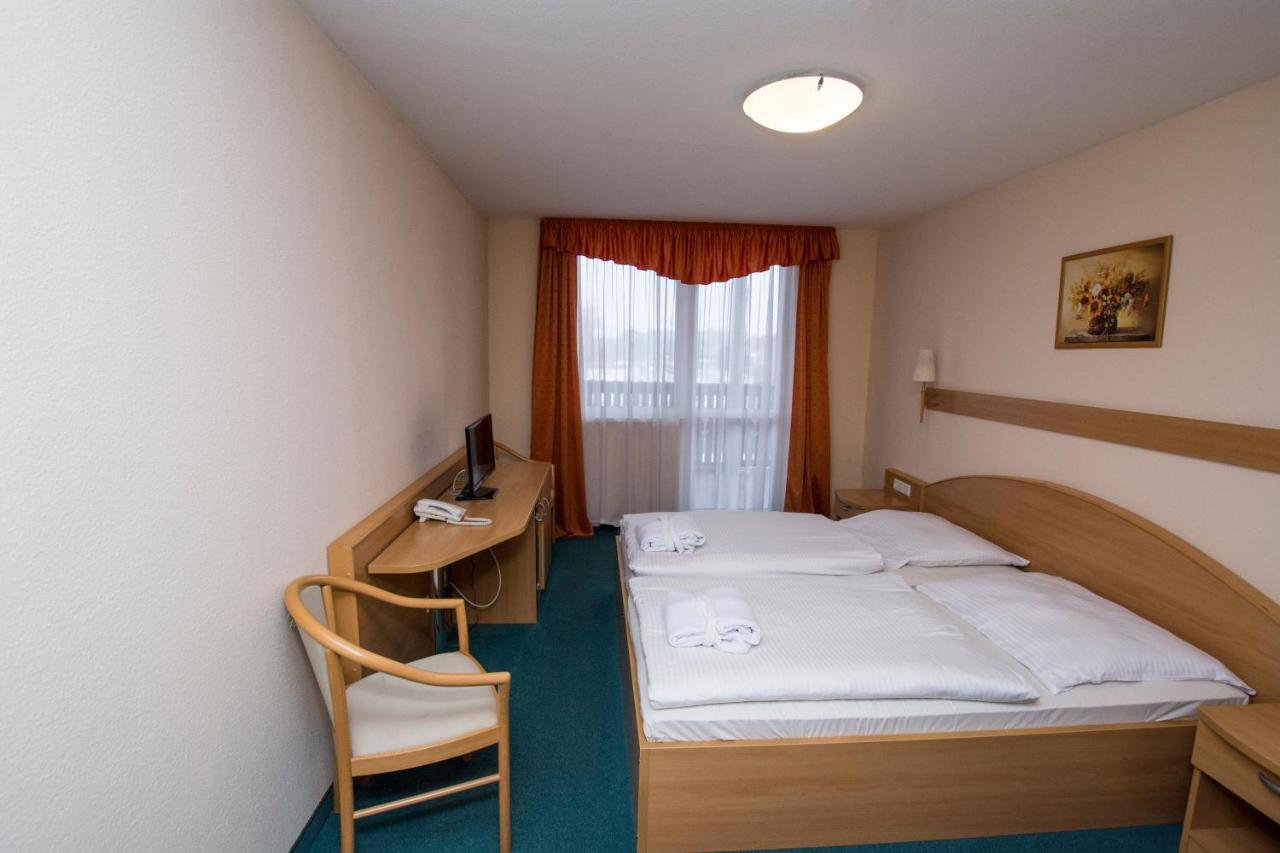 Mezőkövesd Zsory Hotel Zen & Spa מראה חיצוני תמונה