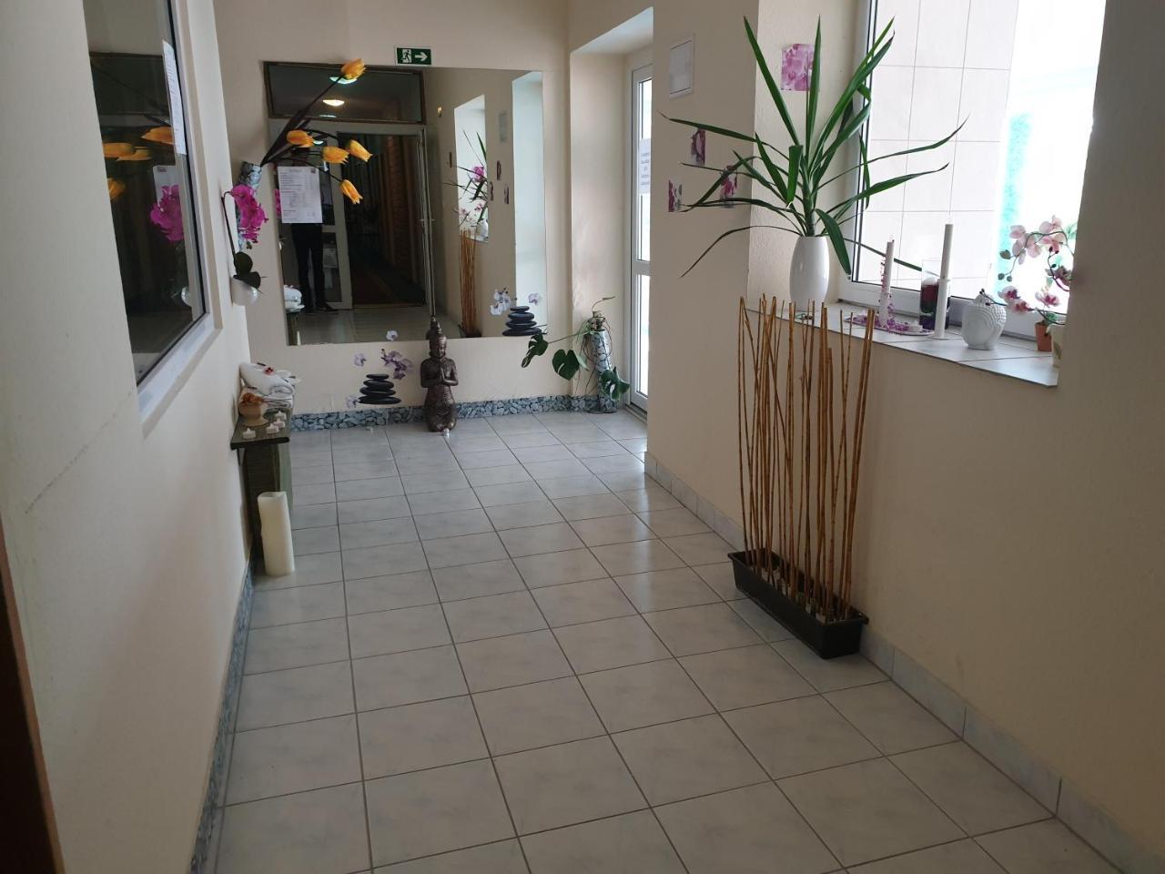 Mezőkövesd Zsory Hotel Zen & Spa מראה חיצוני תמונה